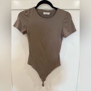 Babaton Taupe Short Sleeve Top